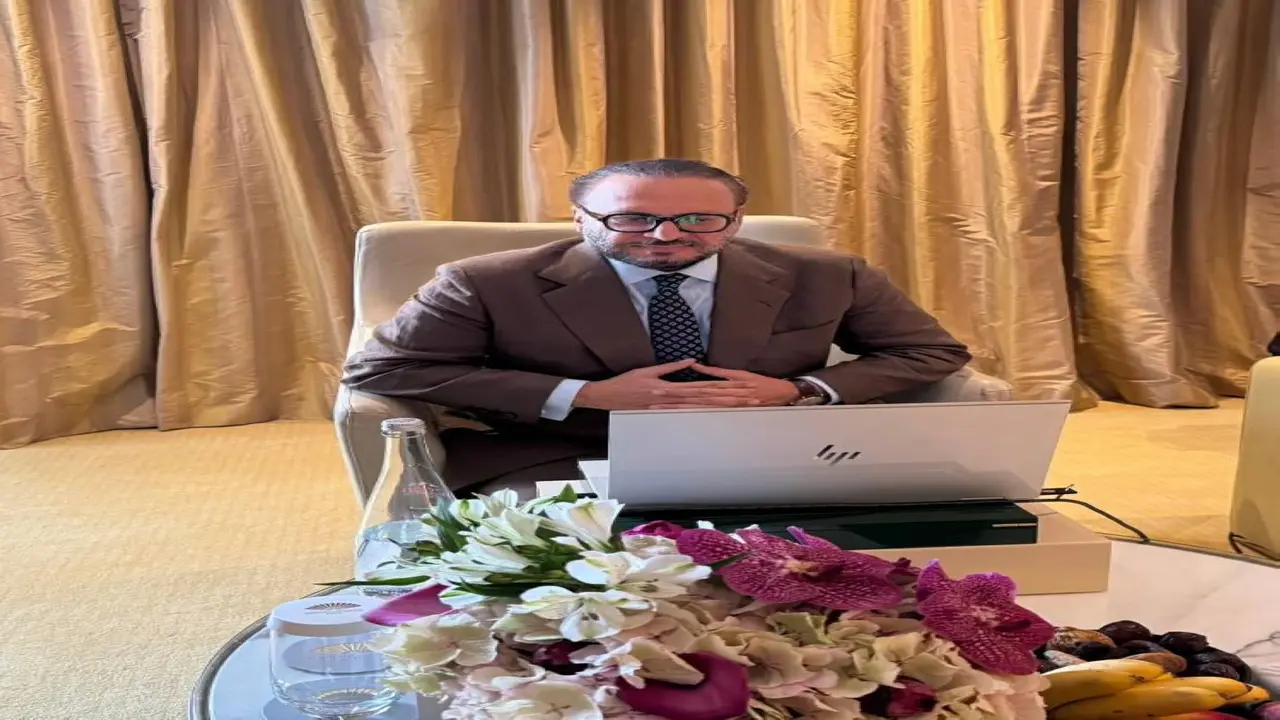 قرقاش يؤكد تعزيز سيادة الإمارات عبر دبلوماسية نشطة وشراكات فعالة